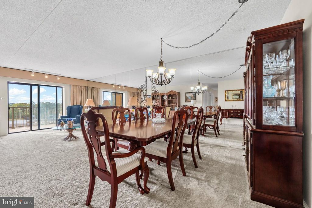 10611 VALLEY FORGE CIR #611, KING OF PRUSSIA, PA 19406 — photo 2