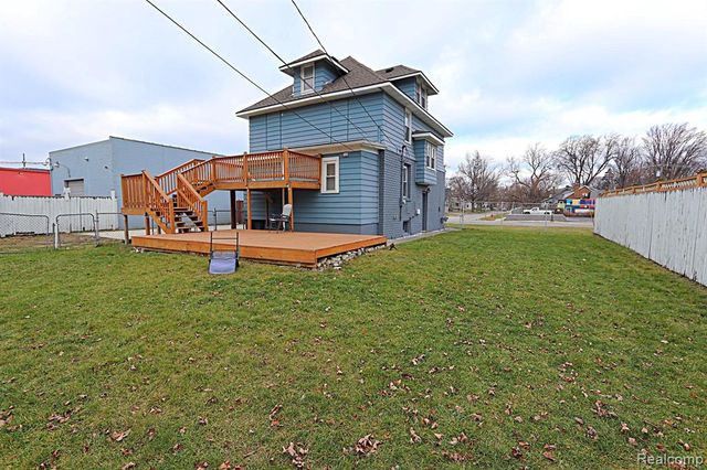 802 E 11 Mile Road, Royal Oak, MI 48067