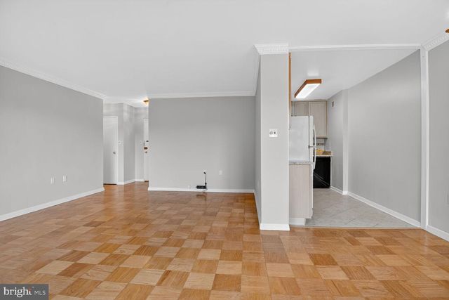 3000 SPOUT RUN PKWY #A306, Arlington, VA 22201