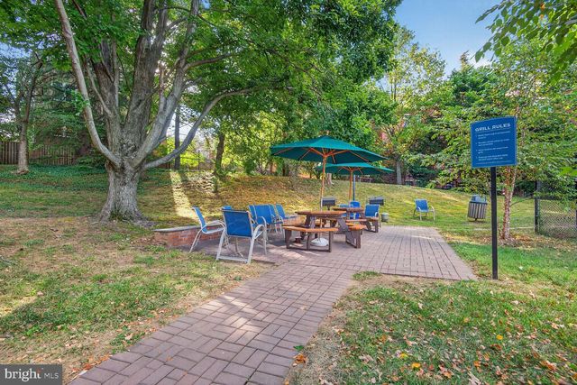 3000 SPOUT RUN PKWY #A306, Arlington, VA 22201