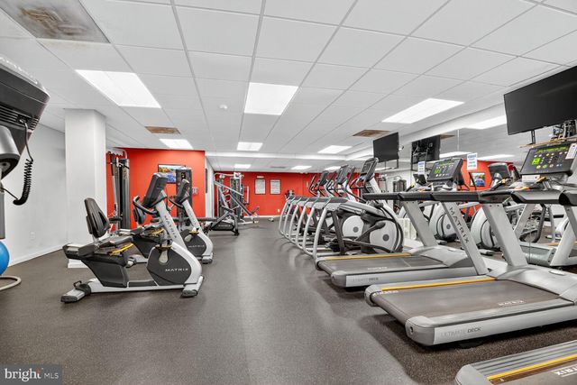 3000 SPOUT RUN PKWY #A306, Arlington, VA 22201