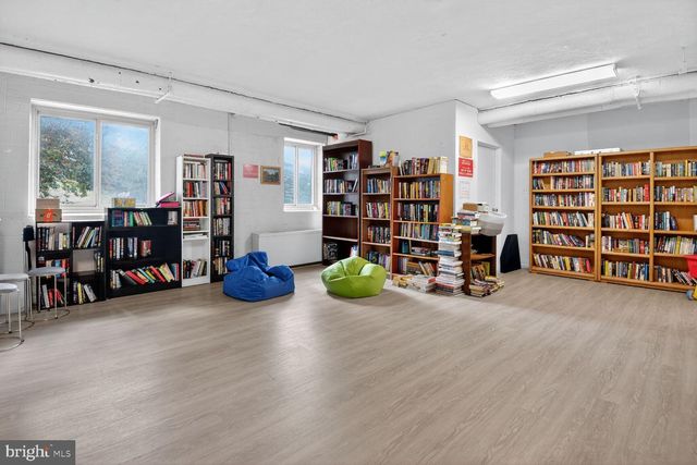 3000 SPOUT RUN PKWY #A306, Arlington, VA 22201