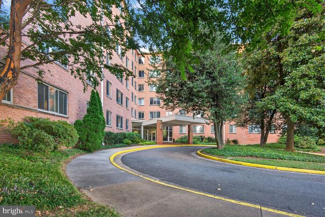 3000 SPOUT RUN PKWY #A306, Arlington, VA 22201