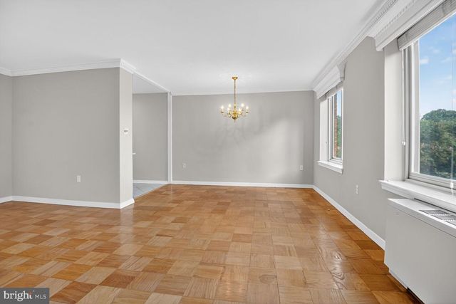 3000 SPOUT RUN PKWY #A306, Arlington, VA 22201