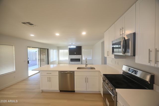 1403 W GOLDFINCH Way, Chandler, AZ 85286