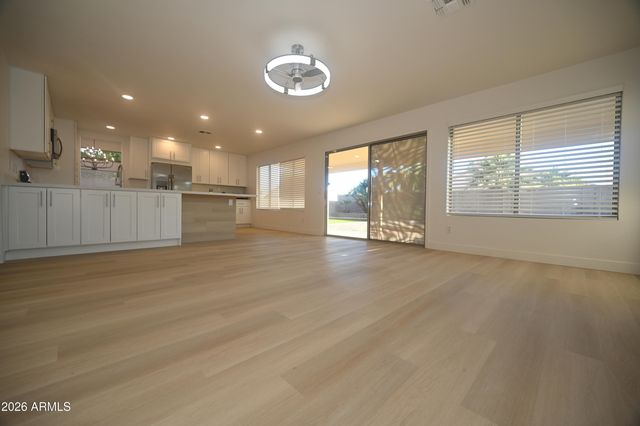 1403 W GOLDFINCH Way, Chandler, AZ 85286