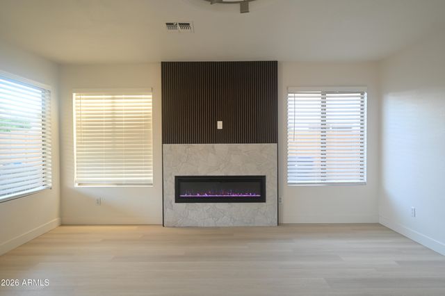 1403 W GOLDFINCH Way, Chandler, AZ 85286