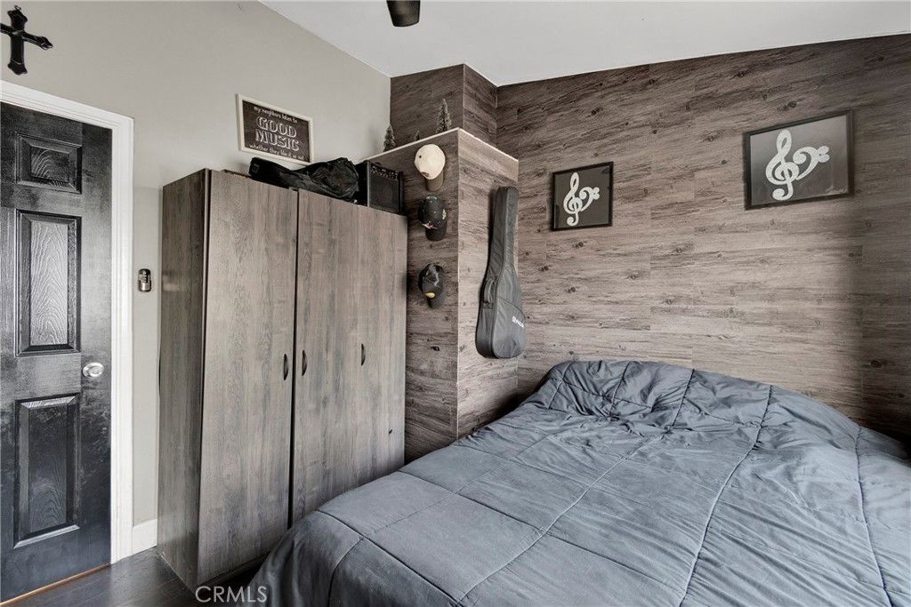 Image 36 of property listing at 7620 Catawba Court, Fontana, CA 92336