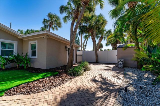 848 MANDALAY AVENUE, Clearwater Beach, FL 33767