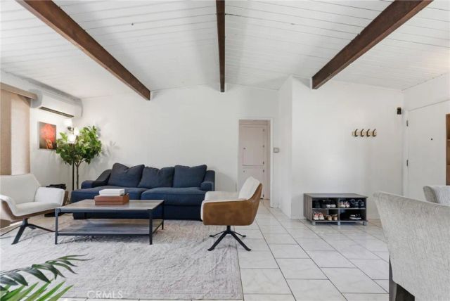 5923 N Edenfield, Azusa, CA 91702
