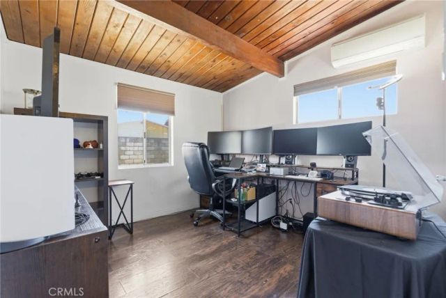 5923 N Edenfield, Azusa, CA 91702