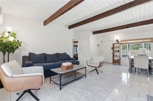 5923 N Edenfield, Azusa, CA 91702
