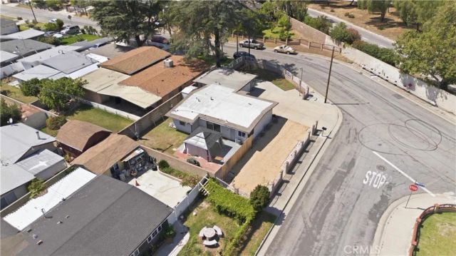 5923 N Edenfield, Azusa, CA 91702