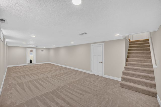 7037 Wilshire Boulevard, Windsor Heights, IA 50324