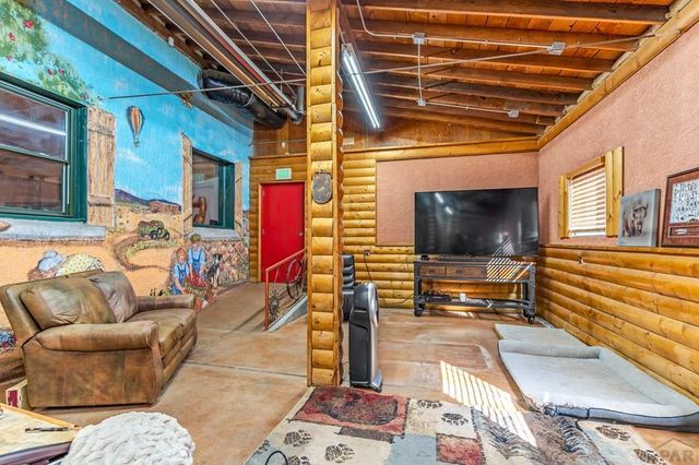 708 Fremont St, Penrose, CO 81240