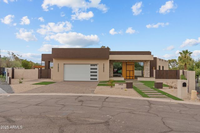 5923 E NORTH Lane, Paradise Valley, AZ 85253