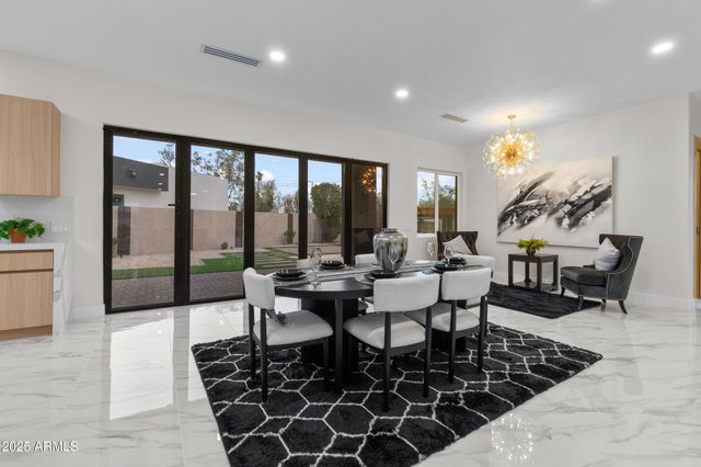 5923 E NORTH Lane, Paradise Valley, AZ 85253