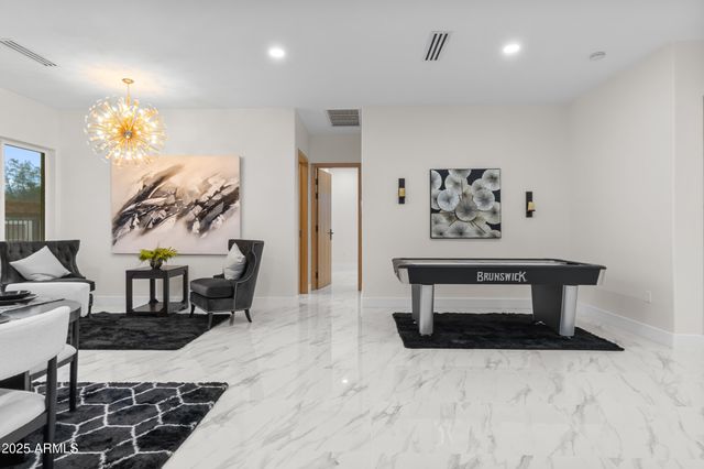 5923 E NORTH Lane, Paradise Valley, AZ 85253