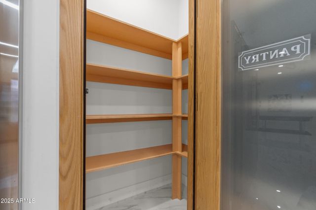 5923 E NORTH Lane, Paradise Valley, AZ 85253