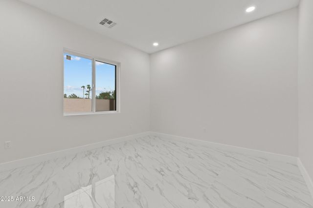 5923 E NORTH Lane, Paradise Valley, AZ 85253