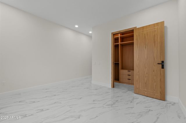 5923 E NORTH Lane, Paradise Valley, AZ 85253