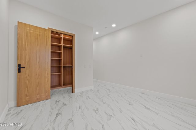 5923 E NORTH Lane, Paradise Valley, AZ 85253