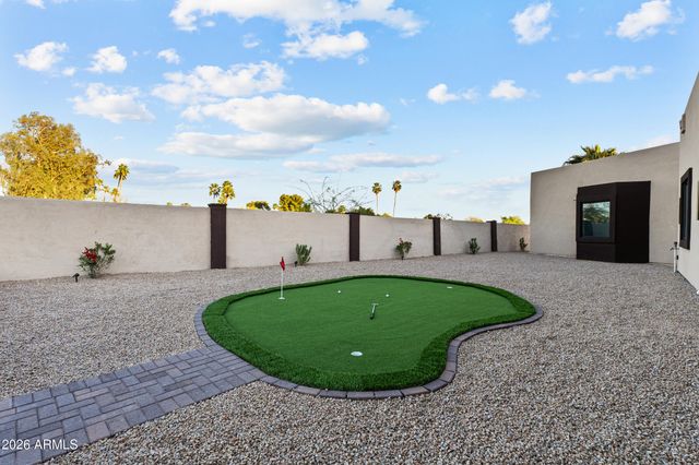 5923 E NORTH Lane, Paradise Valley, AZ 85253