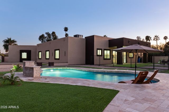 5923 E NORTH Lane, Paradise Valley, AZ 85253