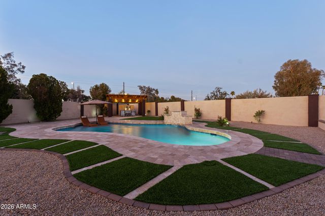 5923 E NORTH Lane, Paradise Valley, AZ 85253