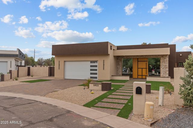 5923 E NORTH Lane, Paradise Valley, AZ 85253