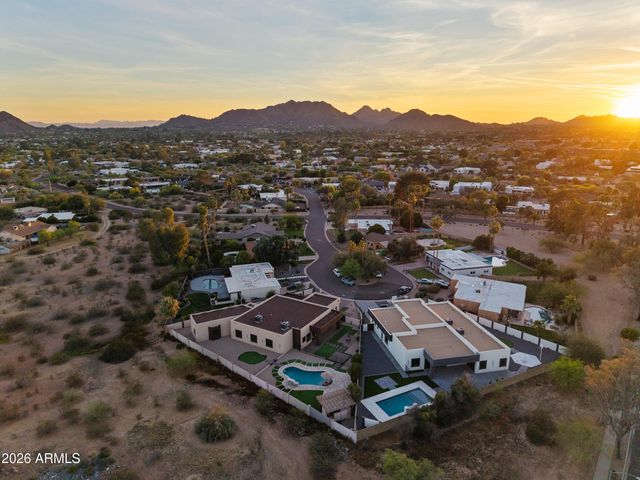 5923 E NORTH Lane, Paradise Valley, AZ 85253