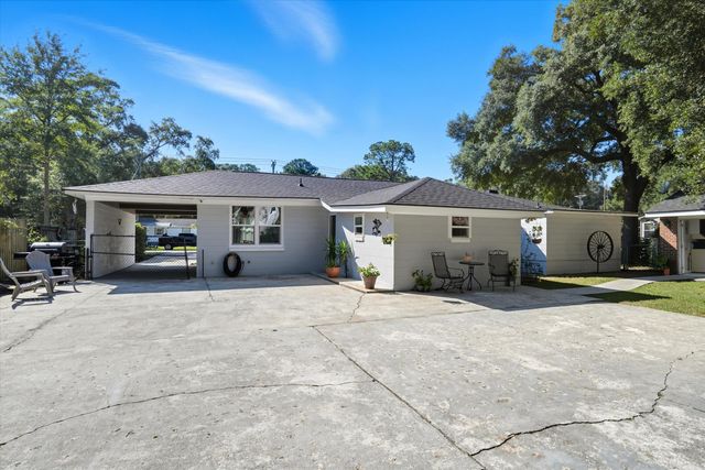 1051 Leonard Drive, Johns Island, SC 29455