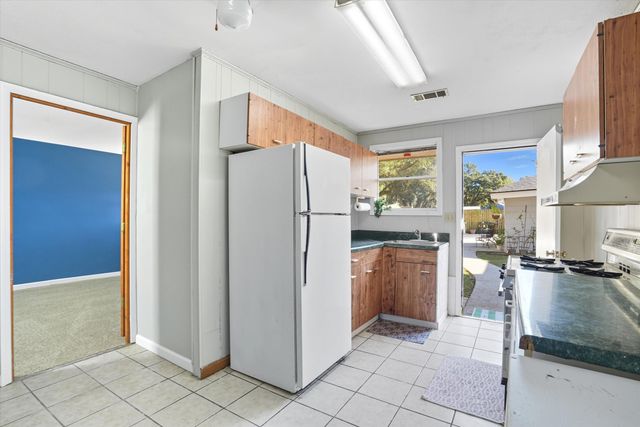 1051 Leonard Drive, Johns Island, SC 29455