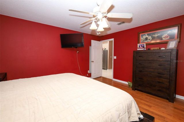 411 LYNN STREET, Oviedo, FL 32765