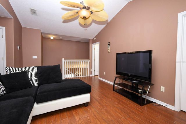 411 LYNN STREET, Oviedo, FL 32765