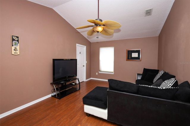 411 LYNN STREET, Oviedo, FL 32765
