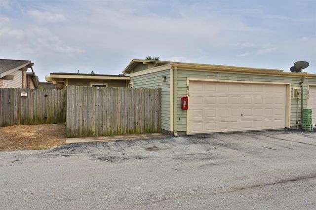 6912 Williams Drive, Galveston, TX 77551