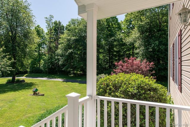65 Marges Way, Hopewell Junction, NY 12533