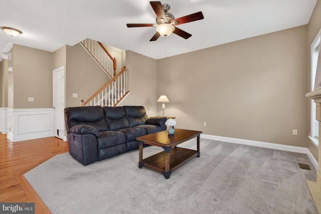 1905 ROXBURY CT, Mechanicsburg, PA 17055