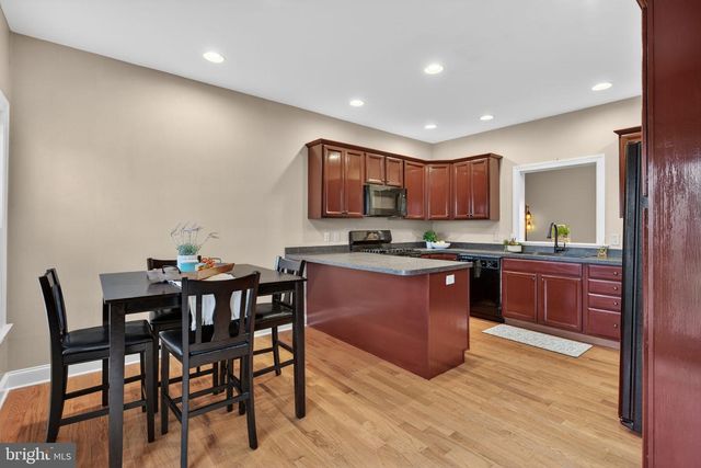 1905 ROXBURY CT, Mechanicsburg, PA 17055