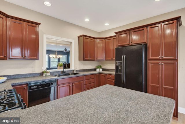 1905 ROXBURY CT, Mechanicsburg, PA 17055