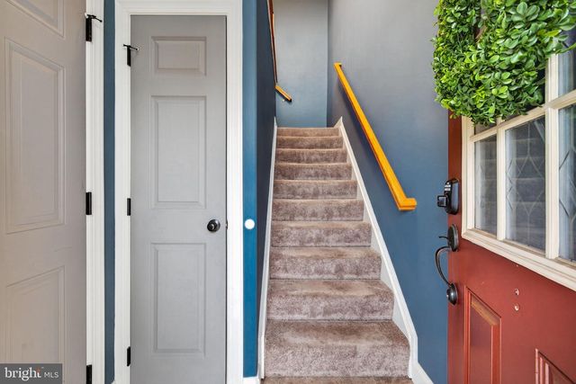 1905 ROXBURY CT, Mechanicsburg, PA 17055