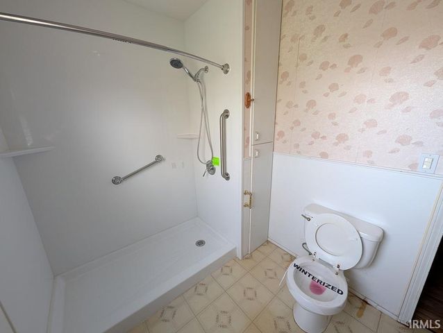399 E Wilson Road, Bloomfield, IN 47424