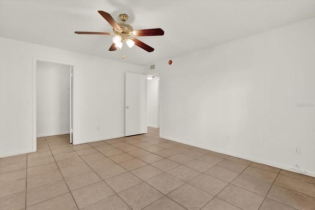 9130 TUDOR DRIVE M105, Tampa, FL 33615