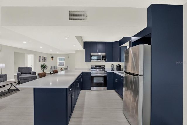 9130 TUDOR DRIVE M105, Tampa, FL 33615