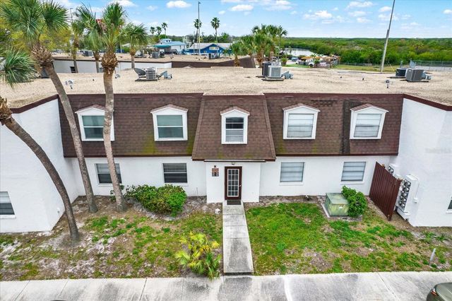 9130 TUDOR DRIVE M105, Tampa, FL 33615