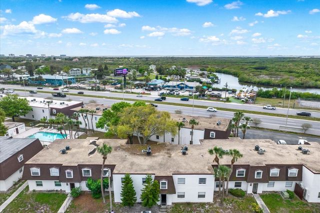 9130 TUDOR DRIVE M105, Tampa, FL 33615