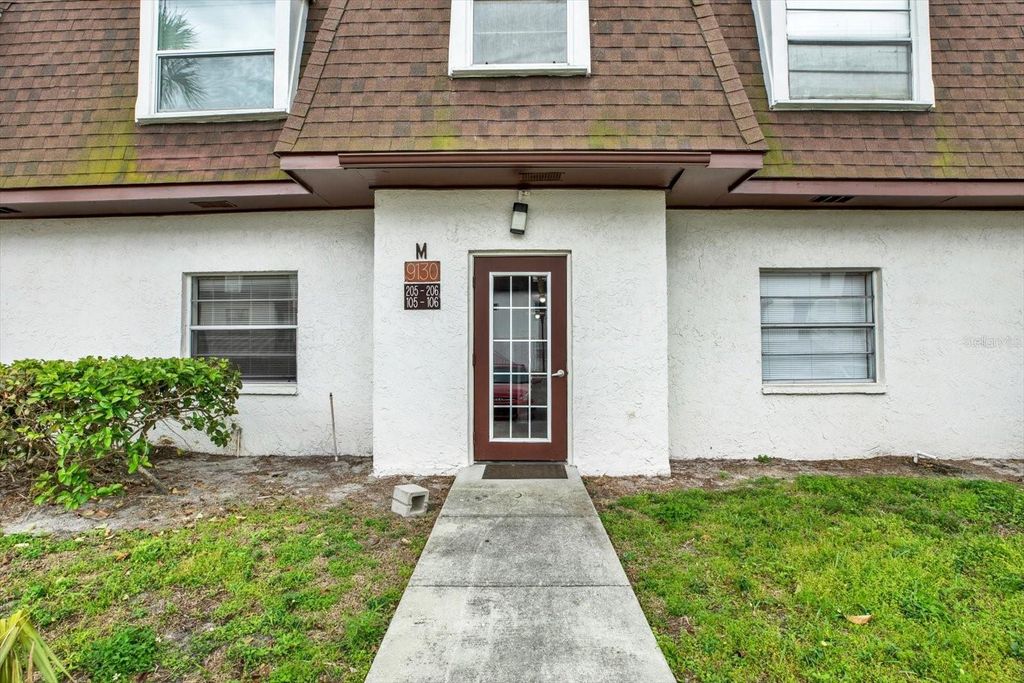 9130 TUDOR DRIVE M105, Tampa, FL 33615