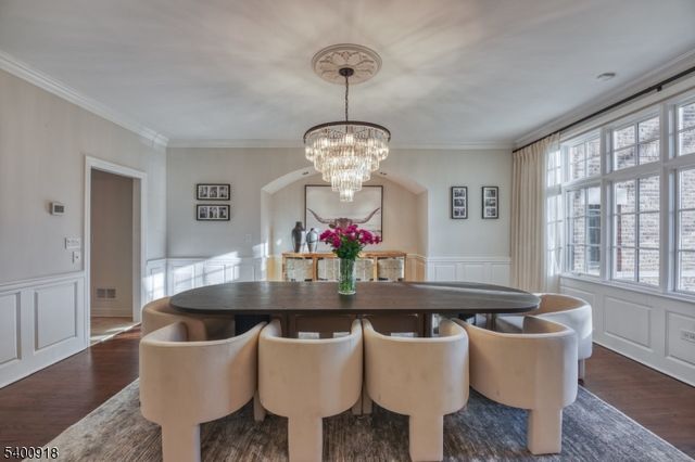 54 Hamilton Dr East, North Caldwell Boro, NJ 07006