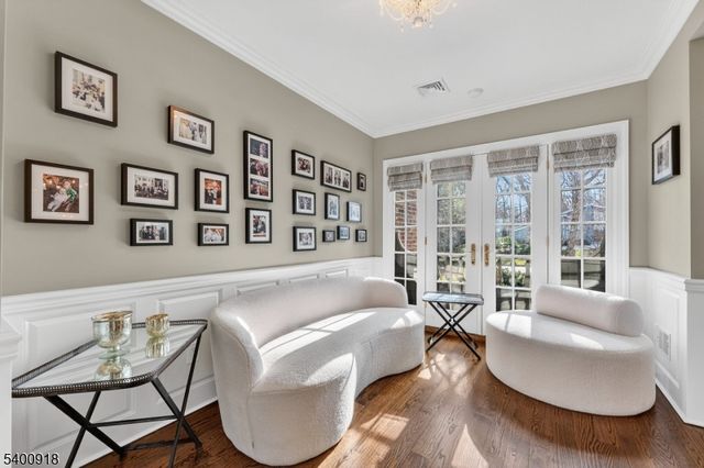 54 Hamilton Dr East, North Caldwell Boro, NJ 07006